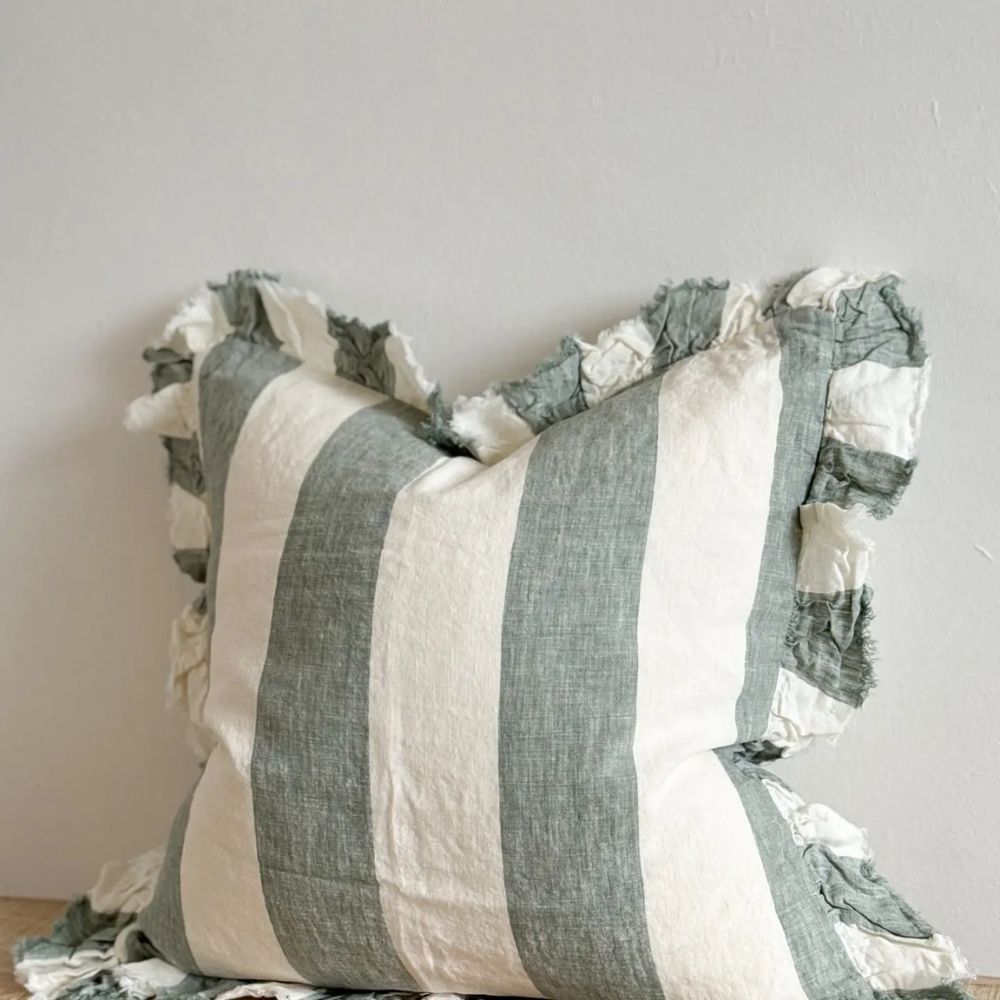 Coussin Heidi à larges rayures turquoise