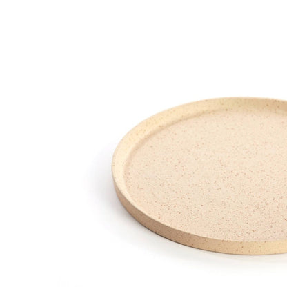 Plat à taches de sable