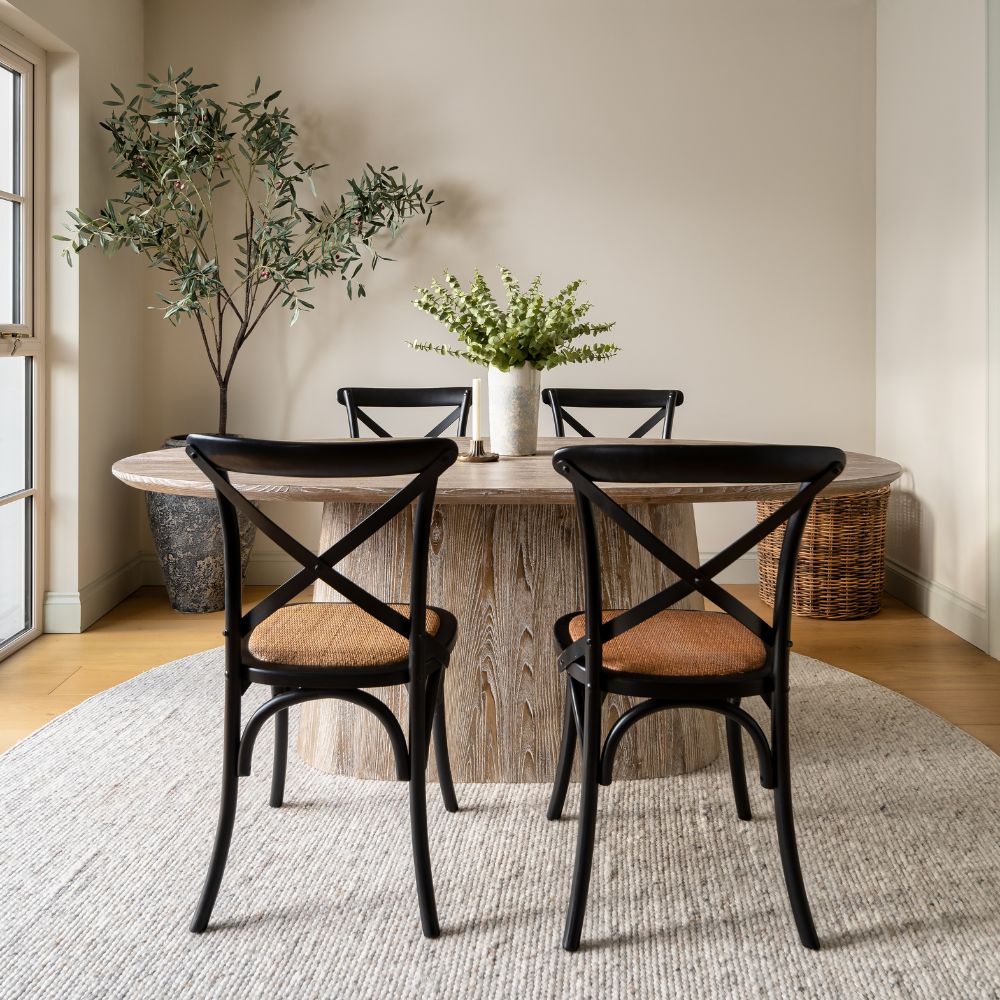 Table de salle à manger ovale Dakota