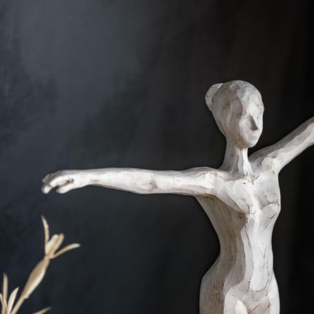 Sculpture de ballerine pirouette