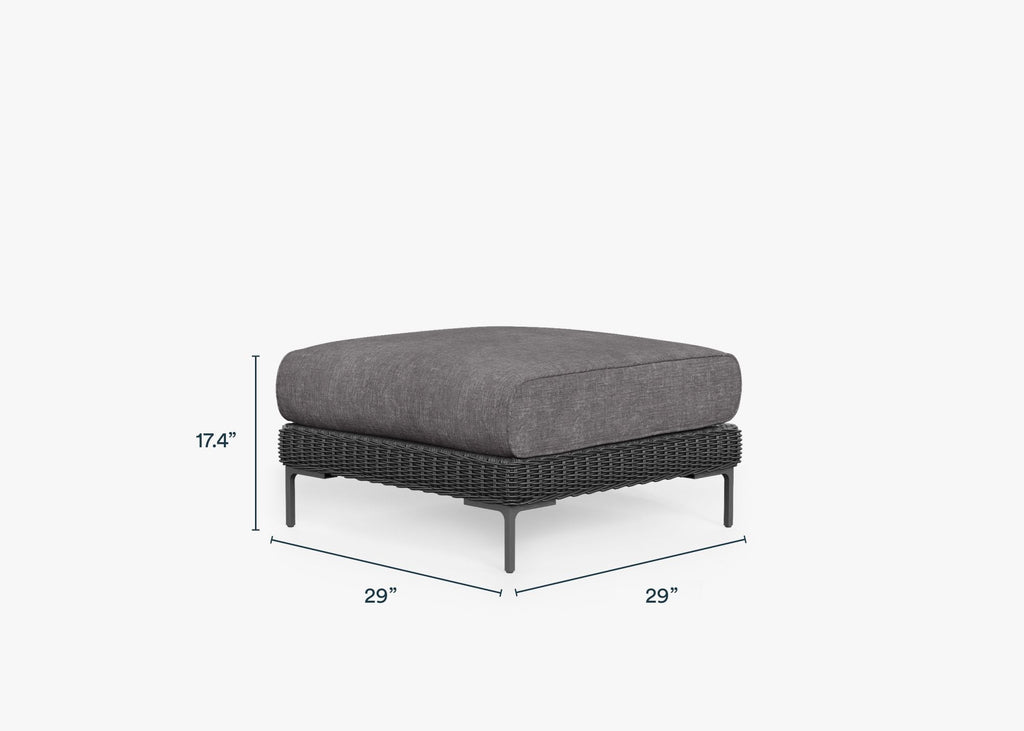Pouf d'extérieur en osier noir