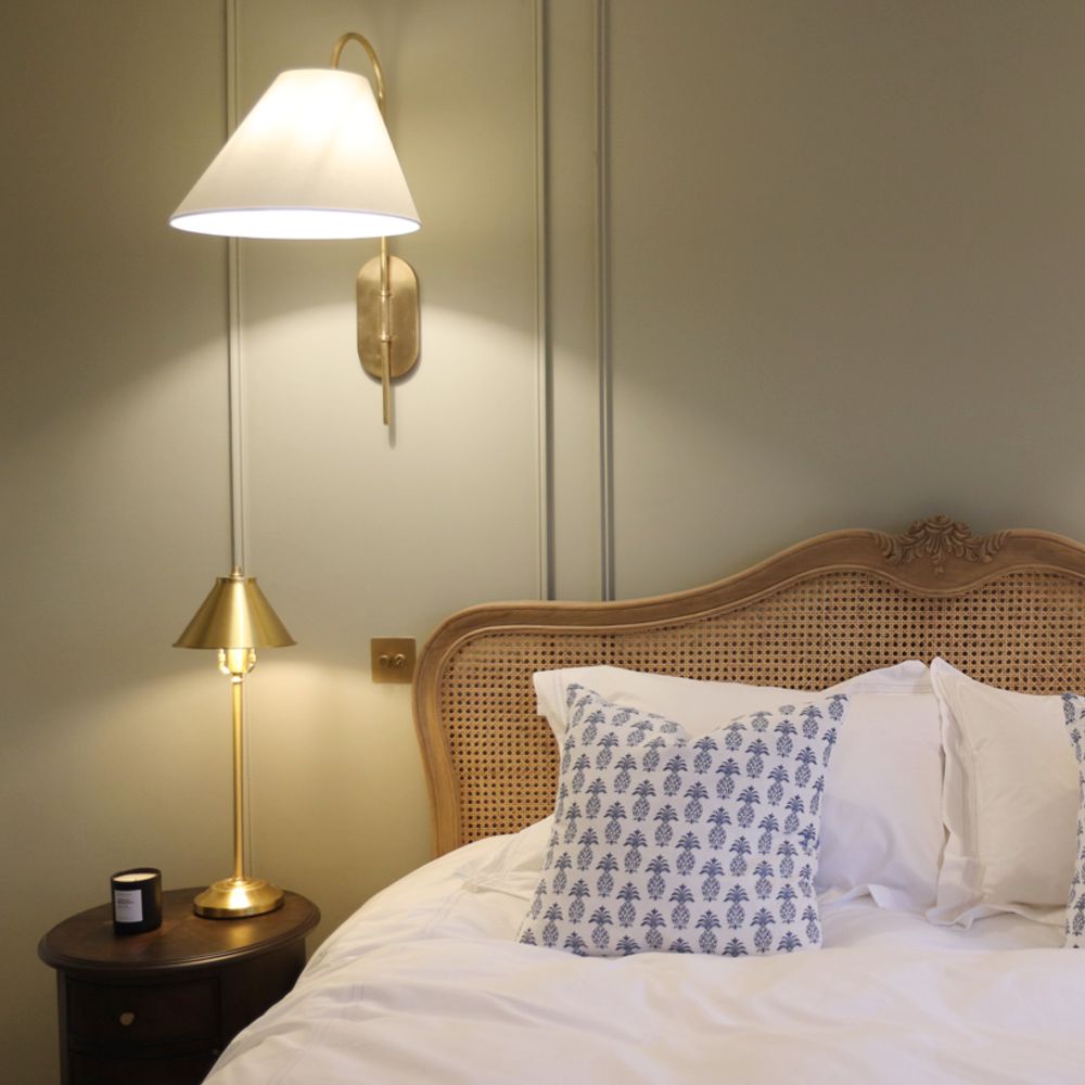 Lit en rotin Chic 180 cm Super King | Frêne vieilli Mindy | Design français