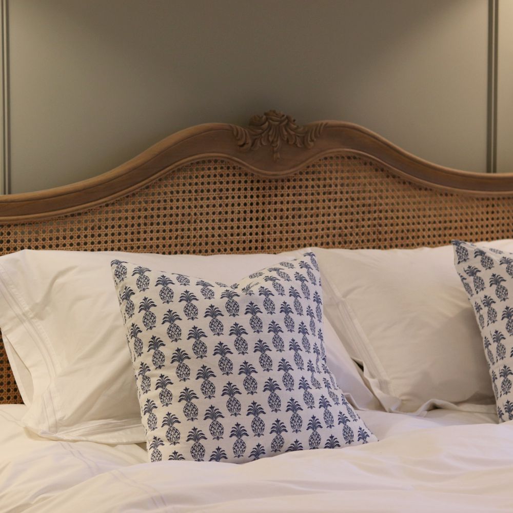 Lit en rotin Chic 180 cm Super King | Frêne vieilli Mindy | Design français