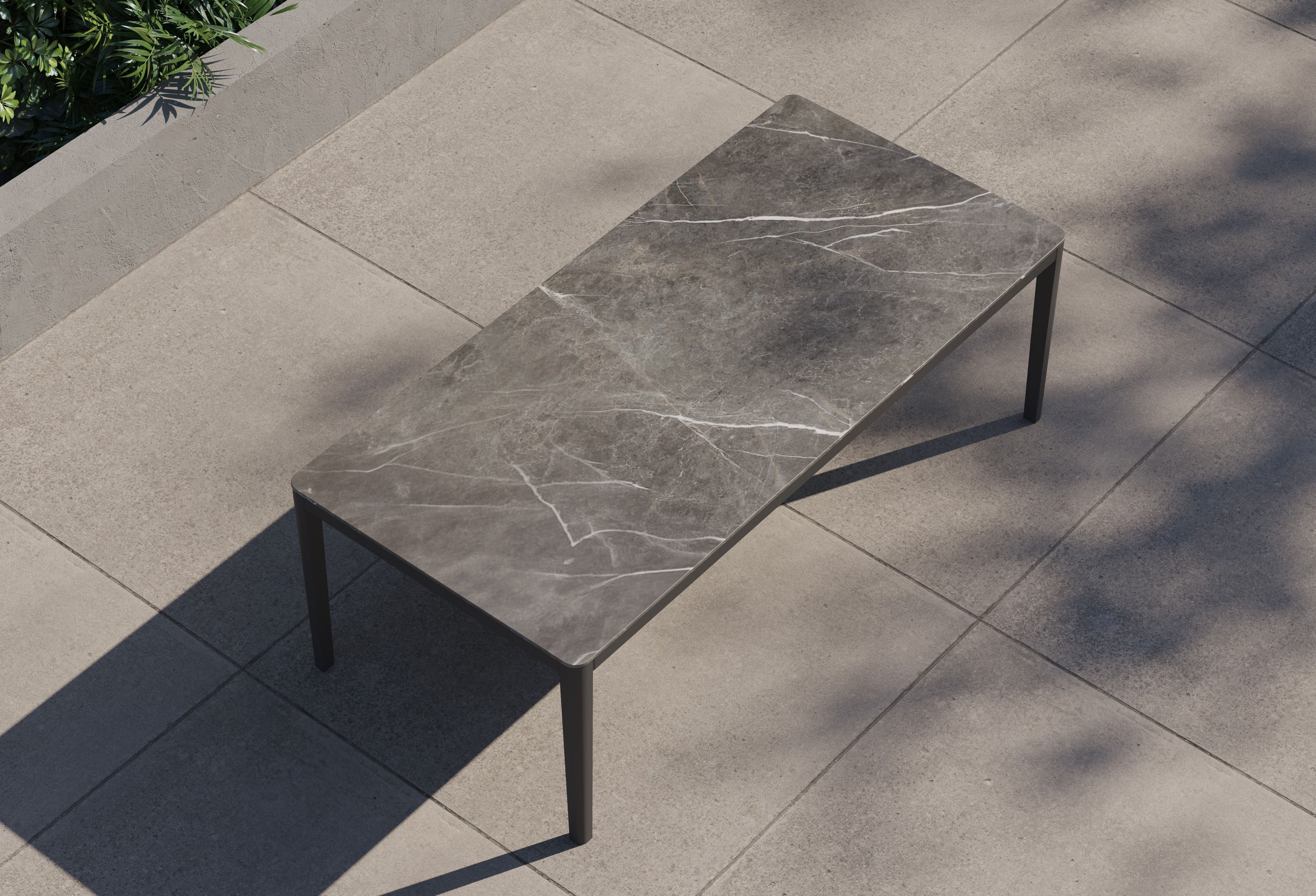 Table à manger d'extérieur OuterStone