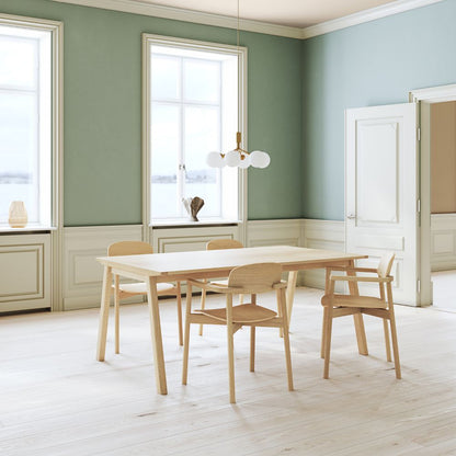 Table à manger Skovby n° 140