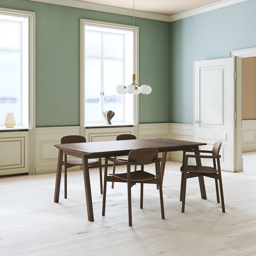 Table à manger Skovby n° 140