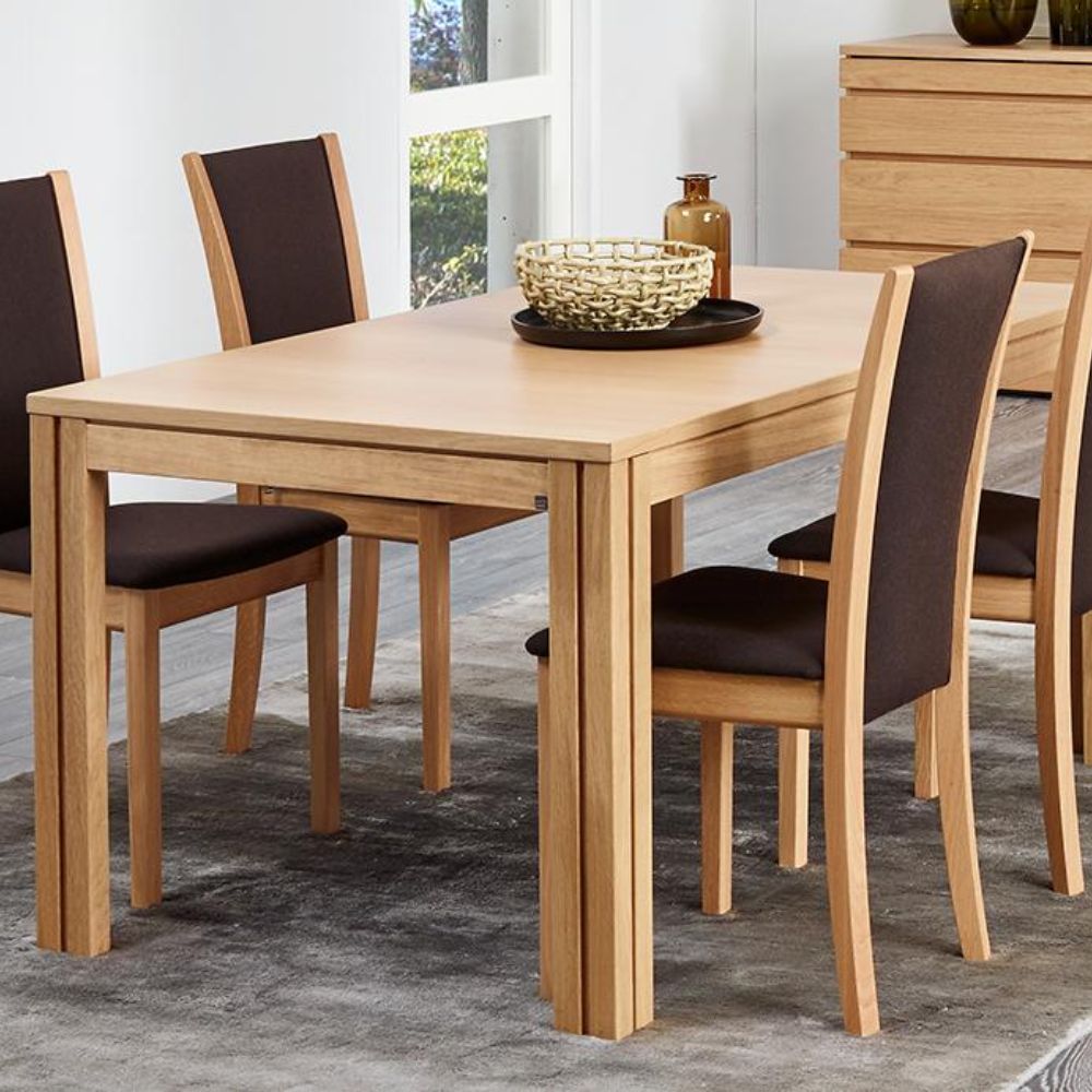 Table à manger Skovby n° 23