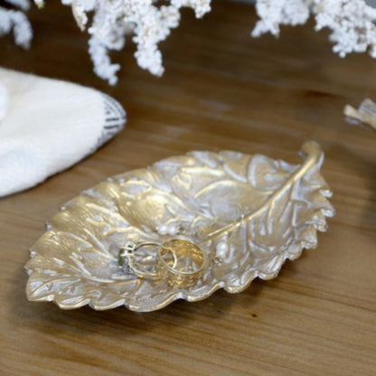 Plateau avec feuille