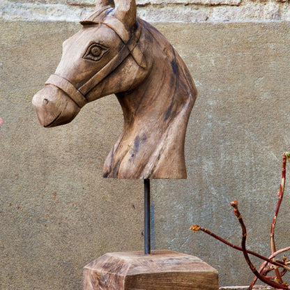Ornement de cheval en bois