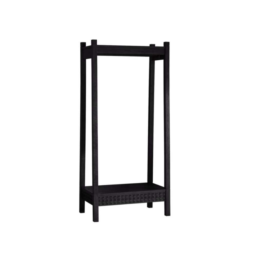 Boutique bohème, dressing ouvert