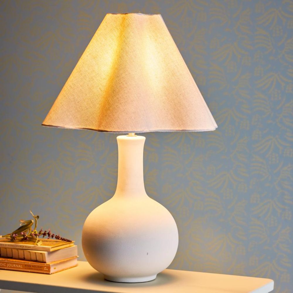 Lampe de table en pierre blanche Harlow