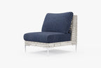 Chaise d'extérieur sans accoudoirs en osier à tissage ouvert