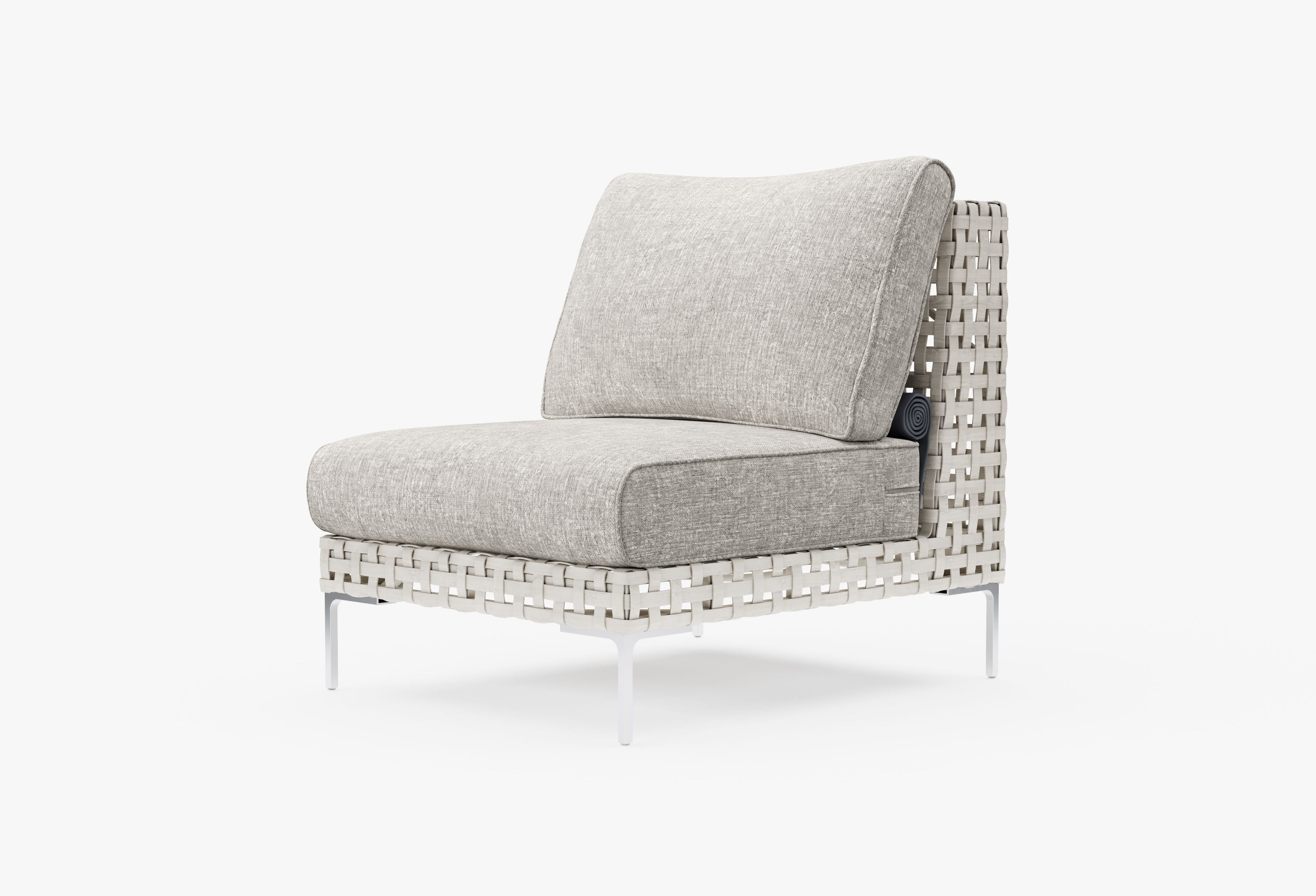 Chaise d'extérieur sans accoudoirs en osier à tissage ouvert