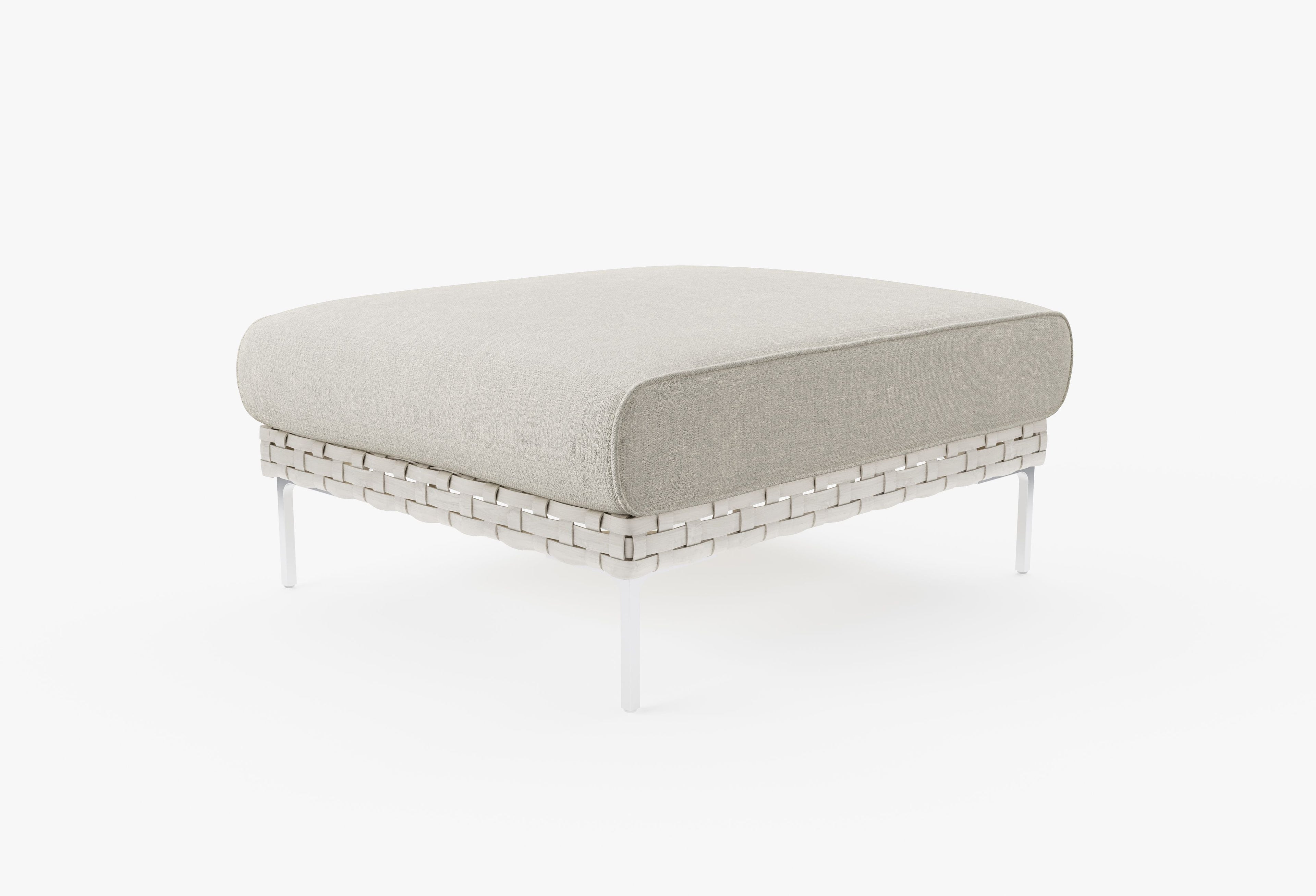 Pouf d'extérieur en osier à tissage ouvert