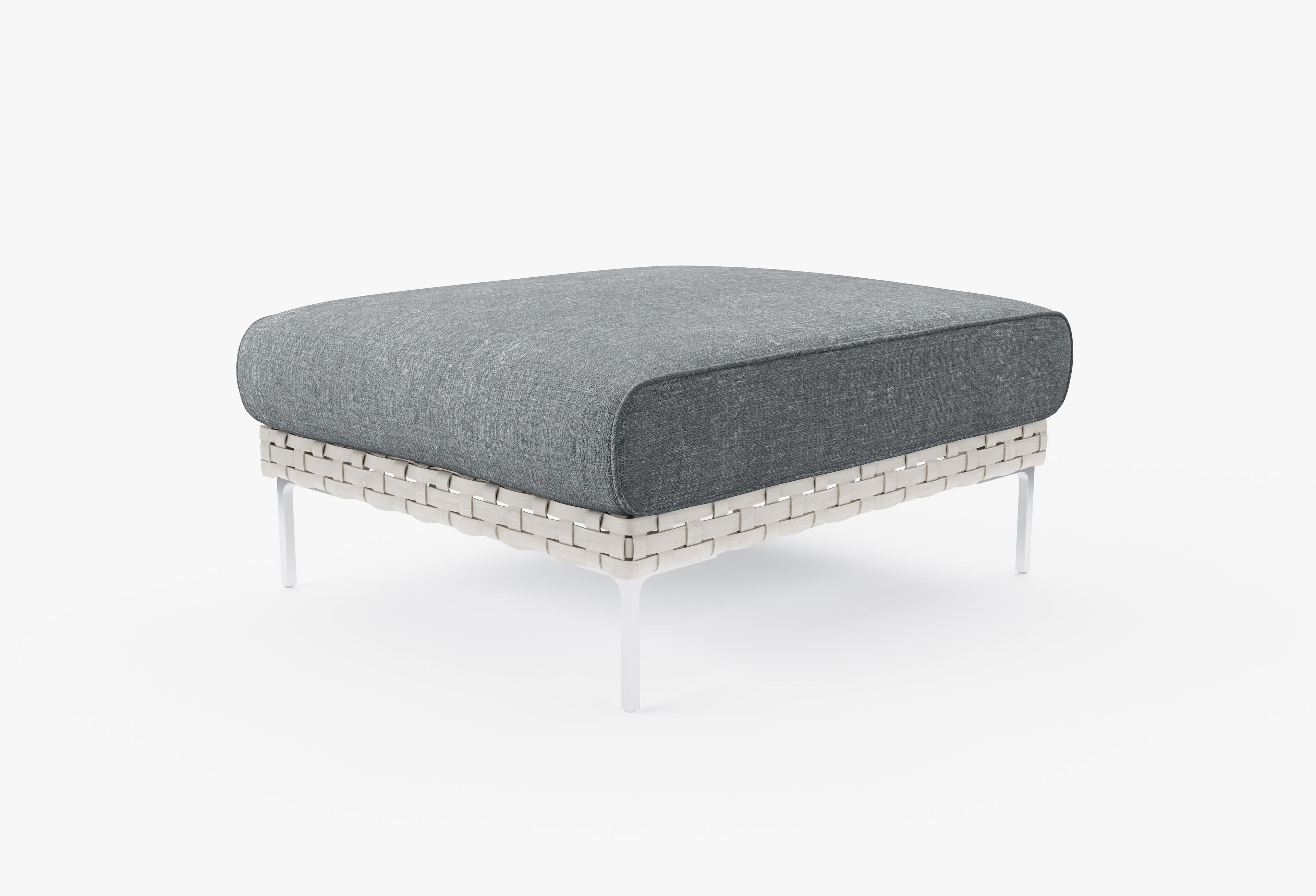 Pouf d'extérieur en osier à tissage ouvert
