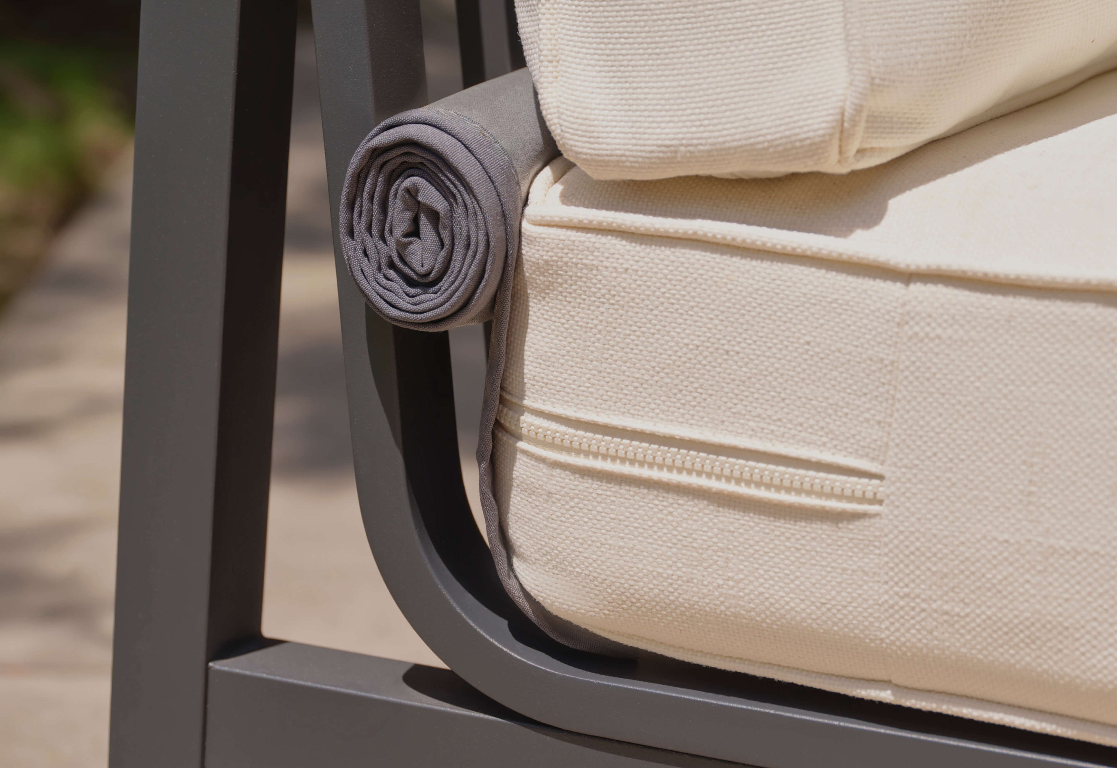 Ensemble de conversation avec fauteuils d'extérieur en aluminium anthracite