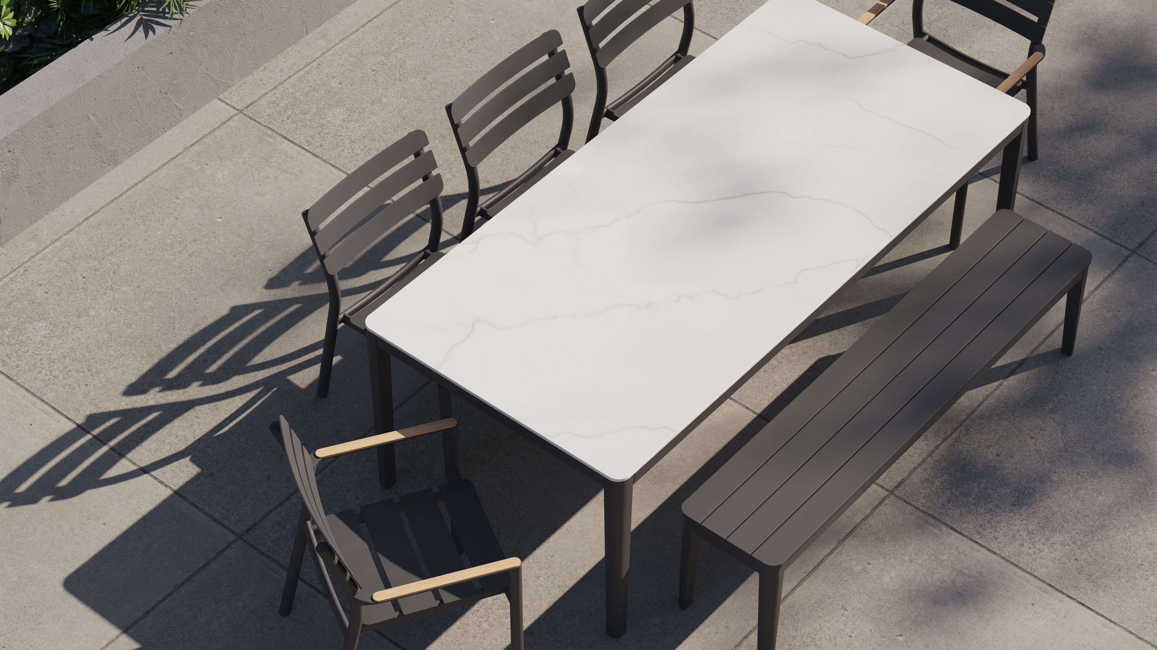 Table à manger d'extérieur OuterStone + 2 fauteuils 595 + 3 chaises sans accoudoirs 595 + banc de salle à manger en aluminium