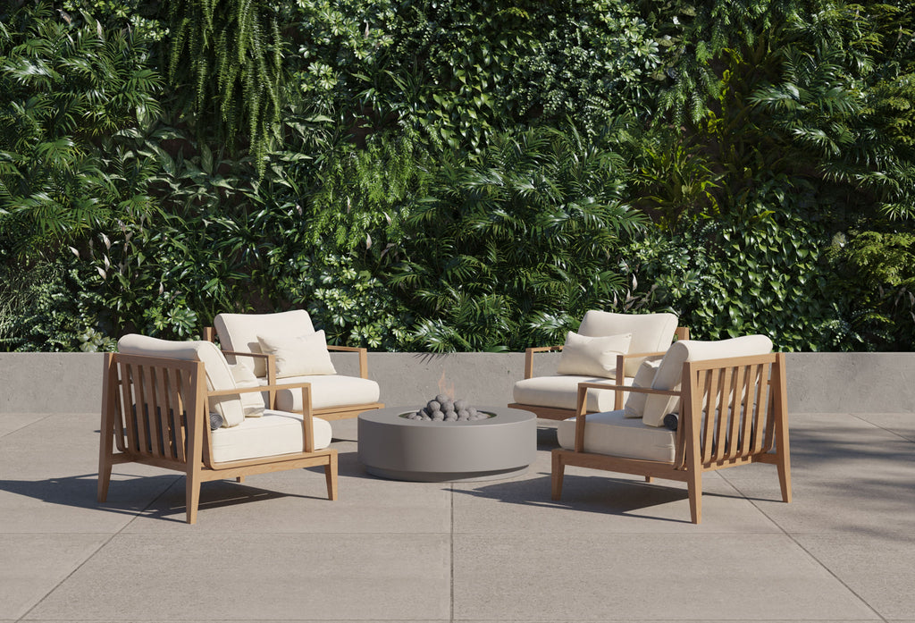 Table ronde en béton avec foyer