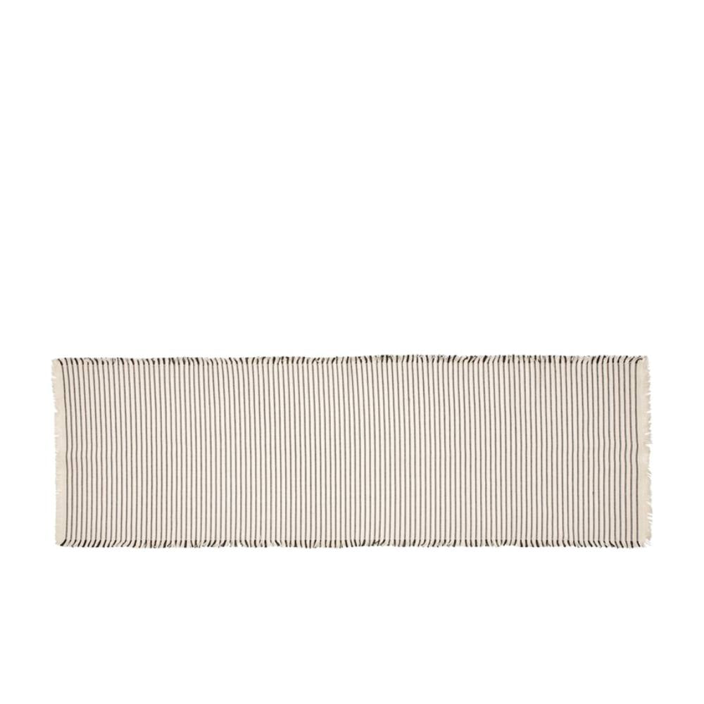 Chemin de table rayé